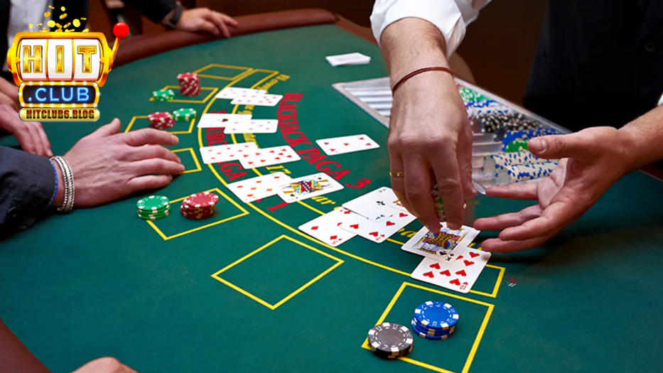 Các game bài như Tiến Lên Miền Nam, Phỏm, Mậu Binh, Xì Tố…